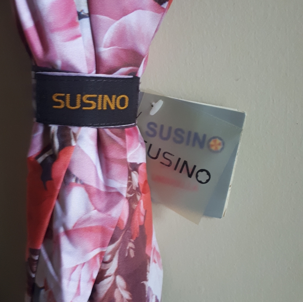 SUSINO New umbrella with tags